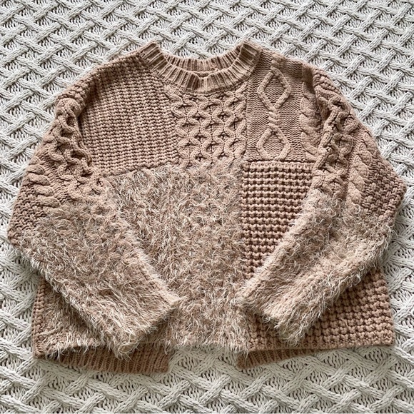 Emoda Multi-Knit Style Sweater - Picture 1 of 3
